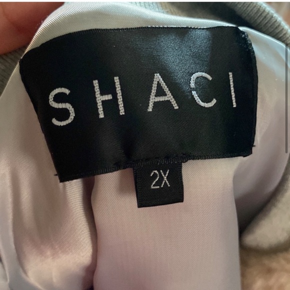 Forever 21 Women's Shaci Faux Fur Bomber Jacket - Picture 2 of 3